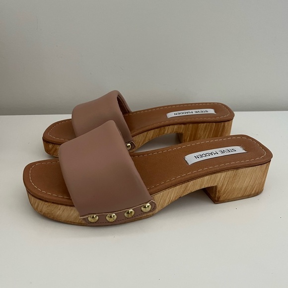 Steve Madden Belong Sandal - Picture 3 of 7